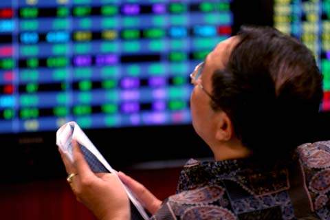 Chứng khoán 29/1: 'Duy trì tiá»n mặt đỠphòng rá»§i ro'